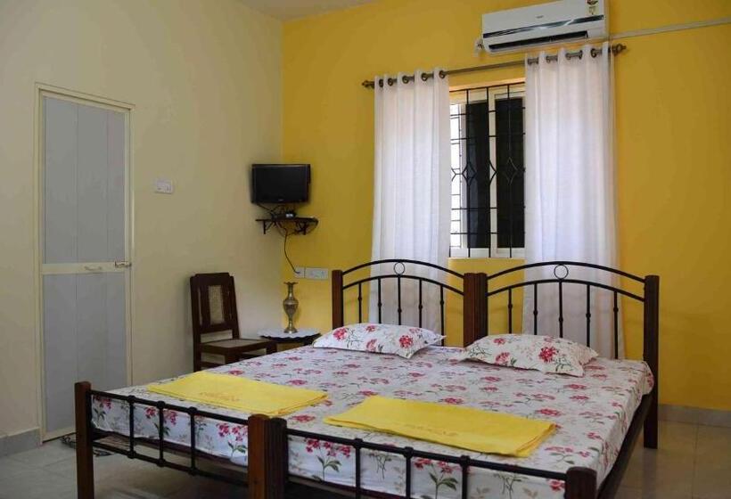 호텔 Niki Guest House