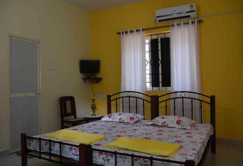 호텔 Niki Guest House