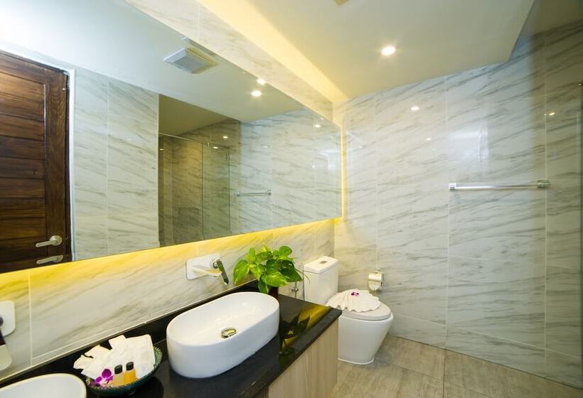 هتل Oceana Resort Phuket
