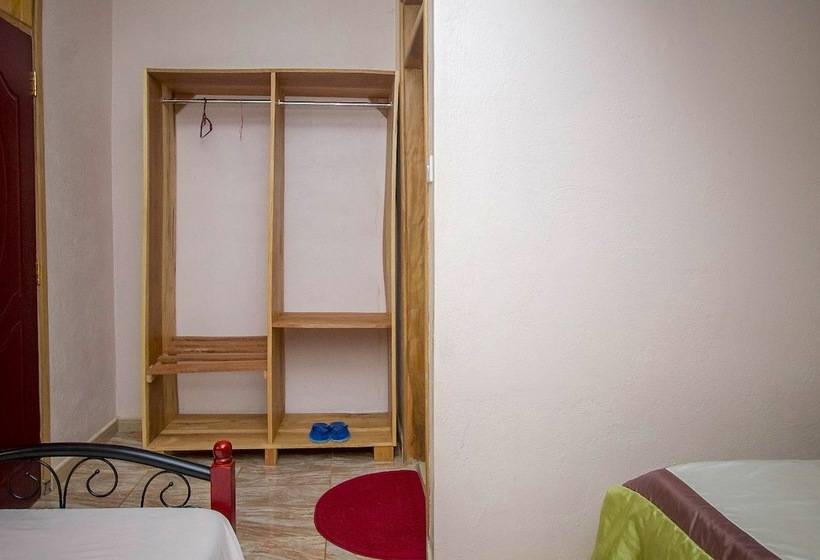 هتل Panorama Cottages Tororo