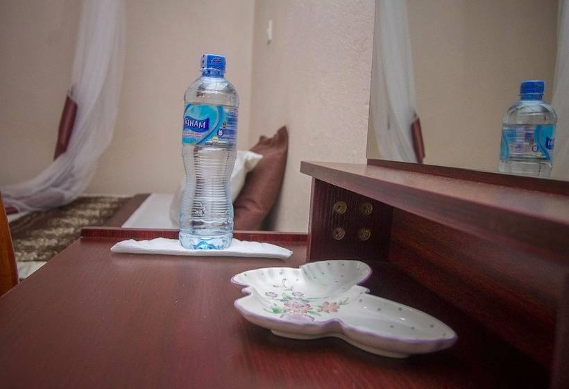 هتل Panorama Cottages Tororo