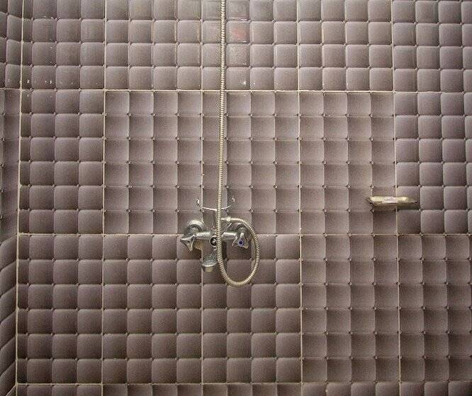 هتل Panorama Cottages Tororo