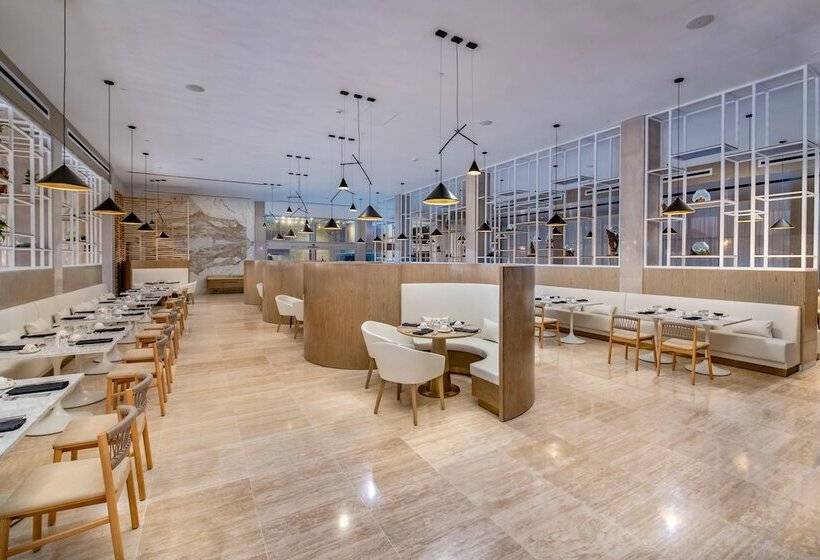 ホテル Paradisus Grand Cana   All Inclusive