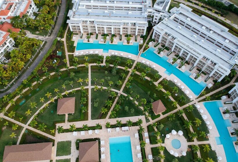 ホテル Paradisus Grand Cana   All Inclusive