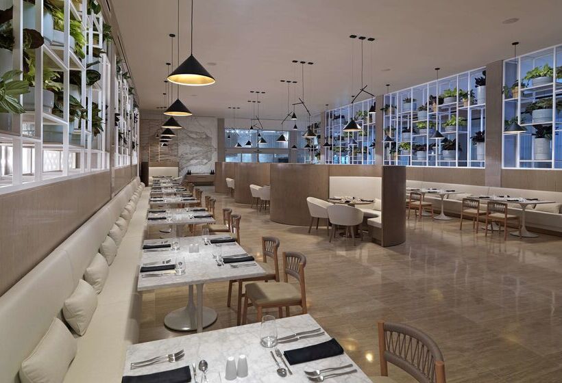 ホテル Paradisus Grand Cana   All Inclusive