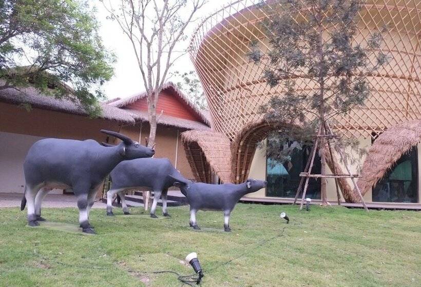 هتل Recall Isaan Isan Concept At Khaoyai Sha Extra Plus