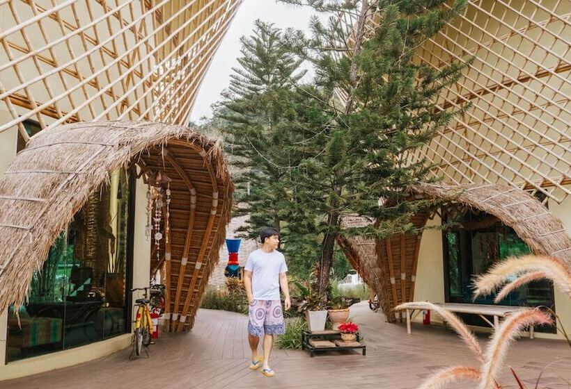 Отель Recall Isaan Isan Concept At Khaoyai Sha Extra Plus