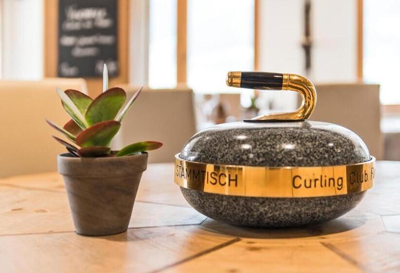 호텔 Restaurant Chesa