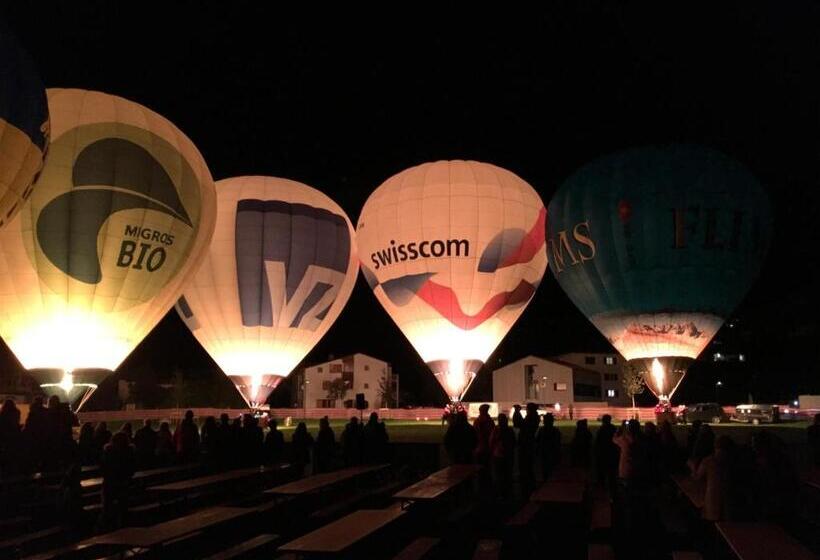 호텔 Restaurant Chesa