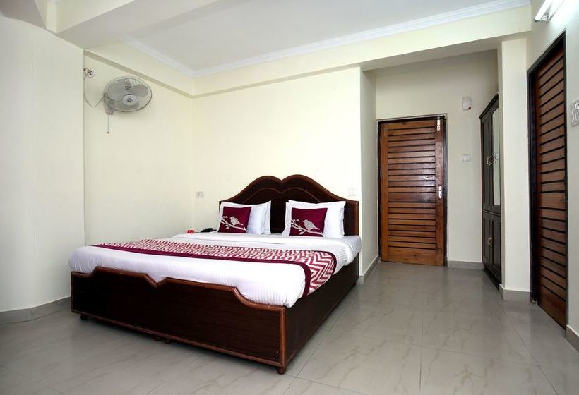 ホテル Rosewood Inn