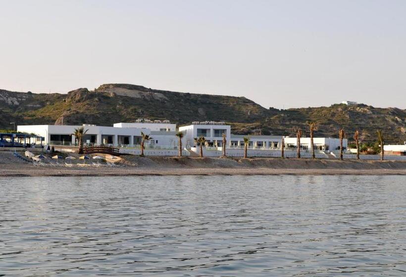 בית מלון כפרי Royal Bay Suites