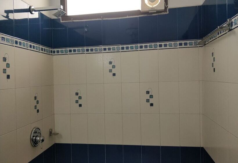 בית מלון כפרי Sai Vihar