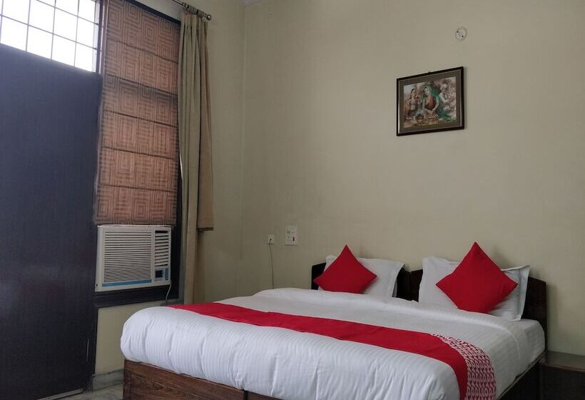 בית מלון כפרי Sai Vihar