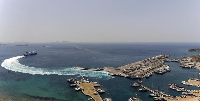 ホテル Sealine Villas