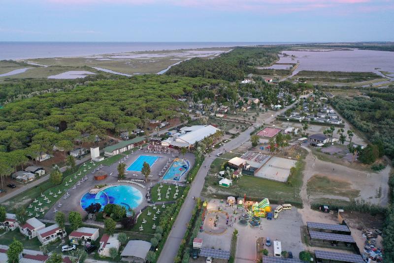 Отель Club Del Sole Spina Family Camping Village