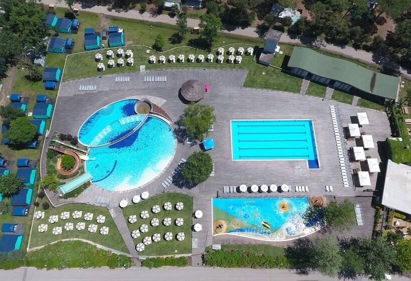 Отель Club Del Sole Spina Family Camping Village