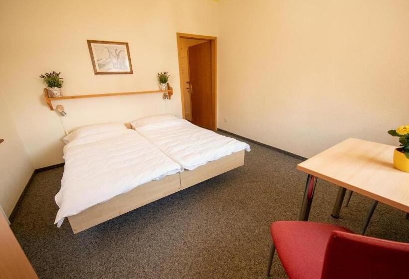 Отель Sportchalet Mürren