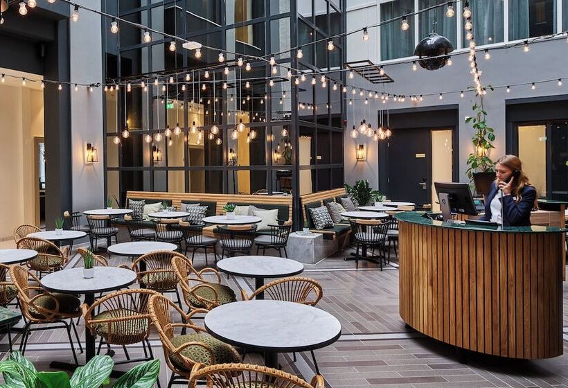 בית מלון כפרי Staybridge Suites The Hague   Parliament, An Ihg