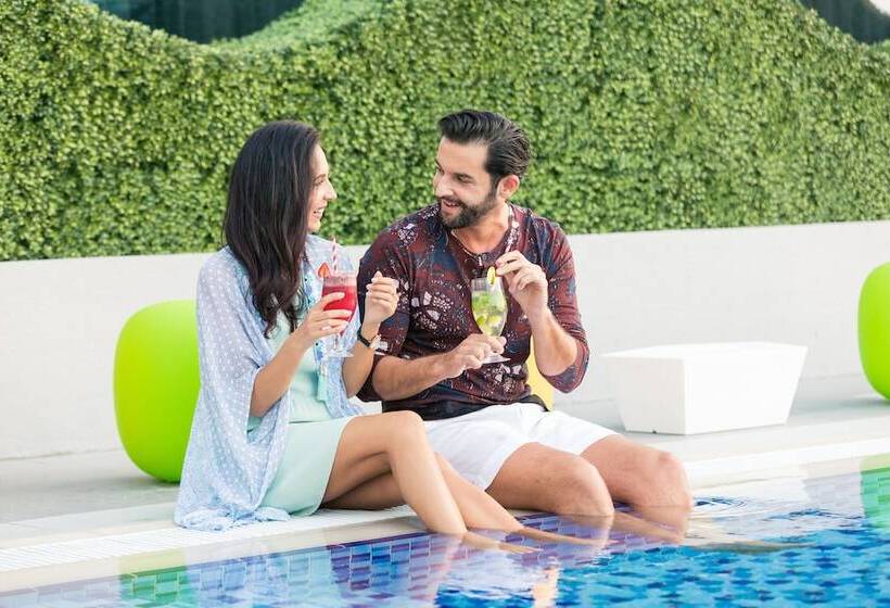 Studio M Arabian Plaza Hotel & Hotel Apartments