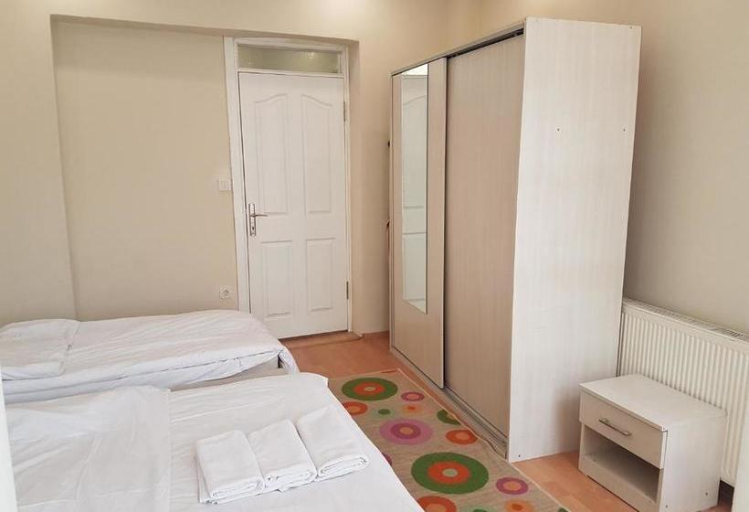 ホテル Taksim Suitell