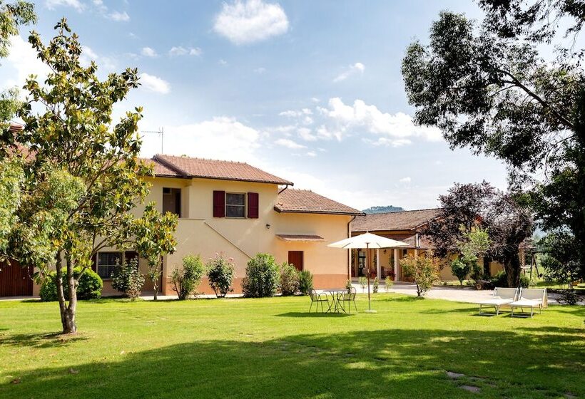 酒店 Tenuta Lamborghini Golf & Resort