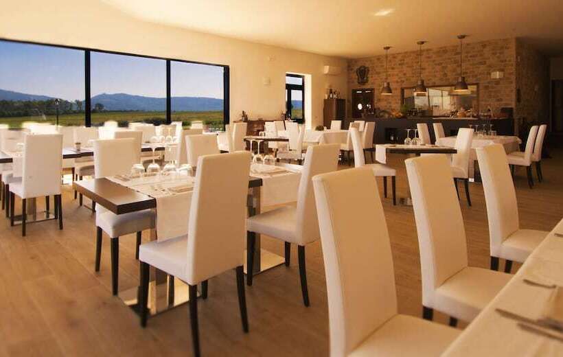 酒店 Tenuta Lamborghini Golf & Resort