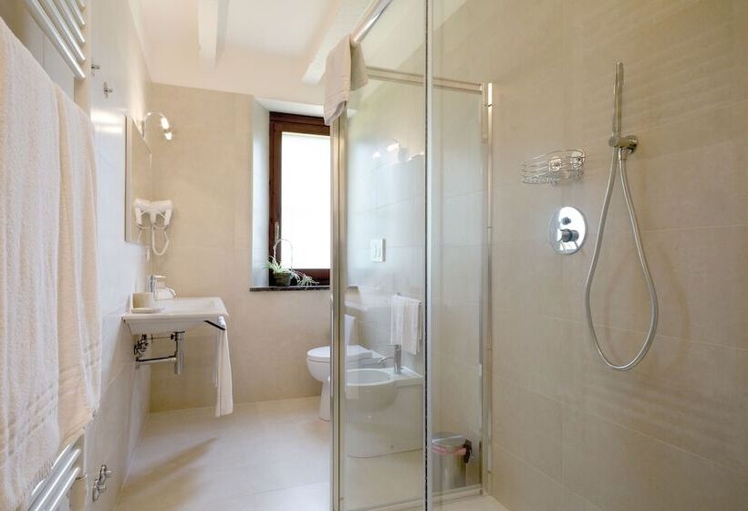 酒店 Tenuta Lamborghini Golf & Resort