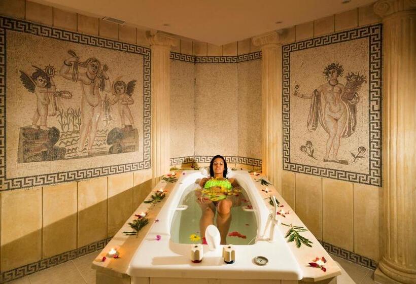 호텔 Thabraca Thalasso & Diving