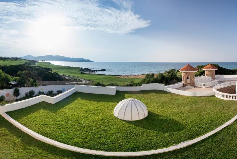 호텔 Thabraca Thalasso & Diving