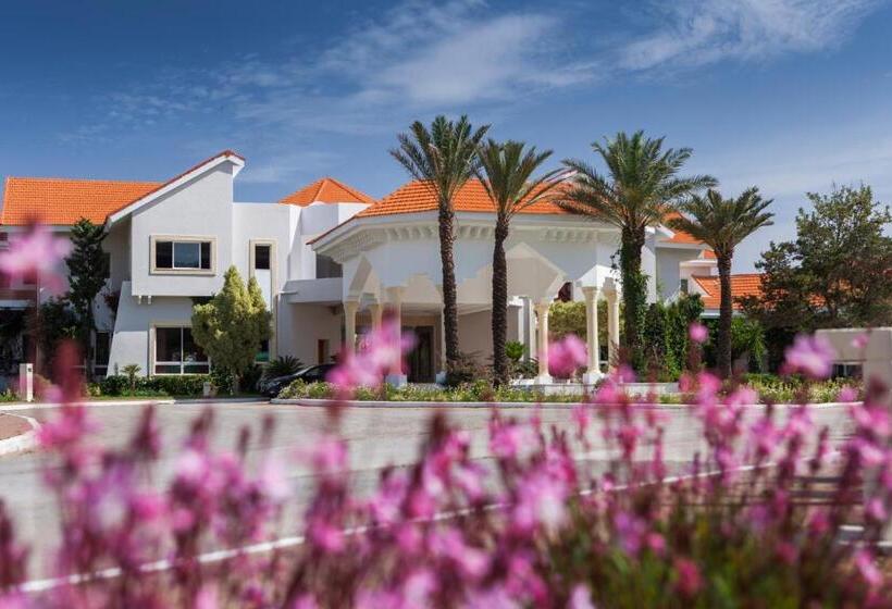 호텔 Thabraca Thalasso & Diving