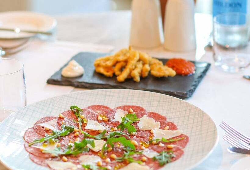 هتل The Merchant House