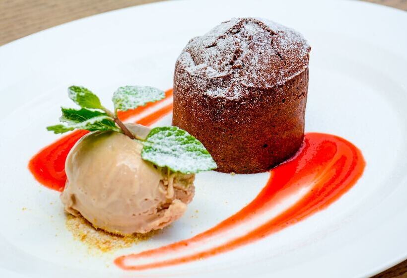 هتل The Merchant House