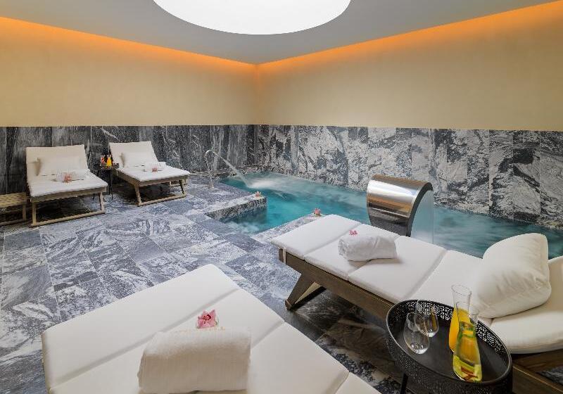 هتل The One Palácio da Anunciada