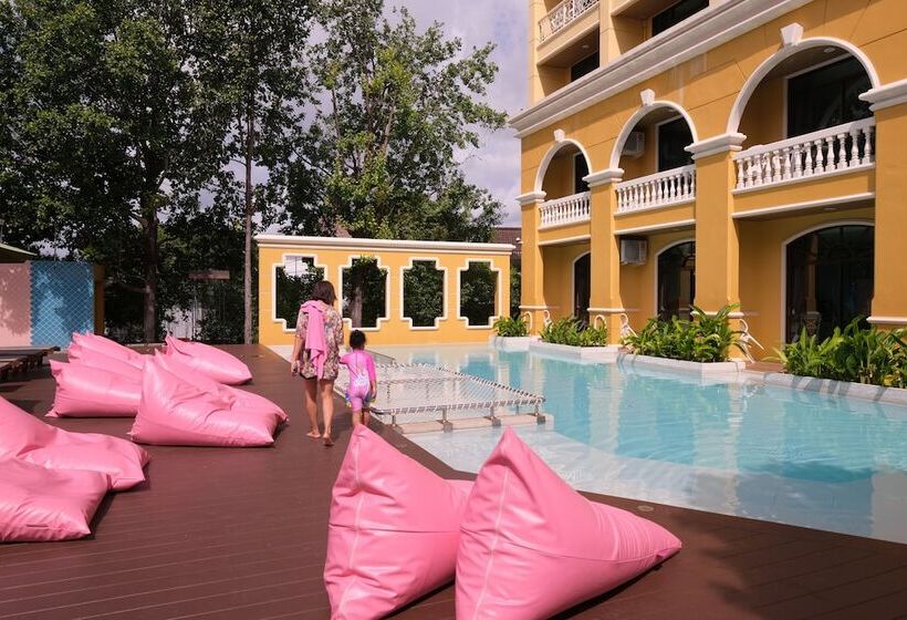 호텔 The Pineapple