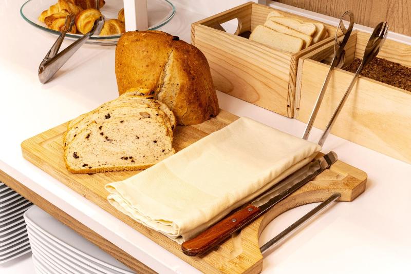 酒店 The Place   Adults Only