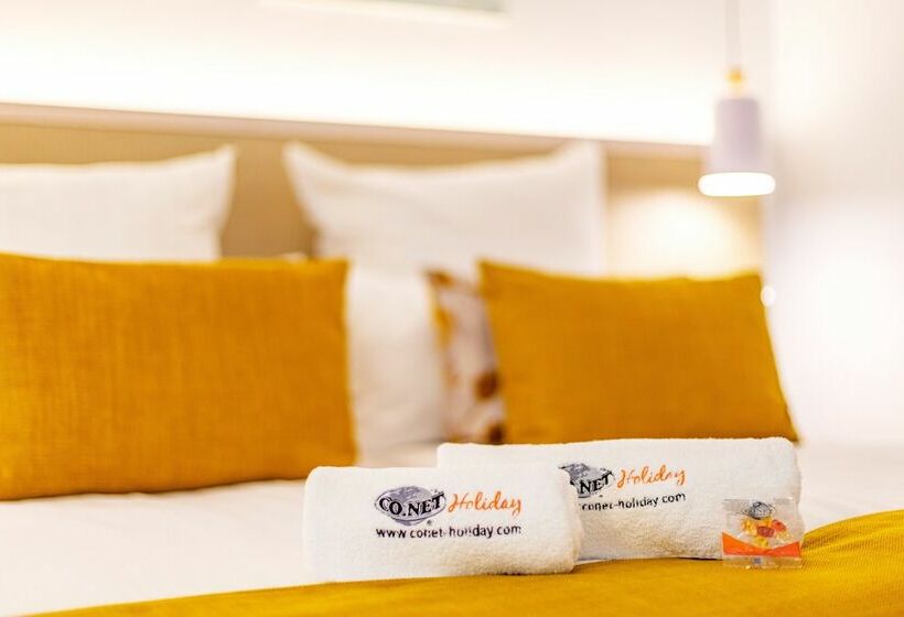 酒店 The Place   Adults Only