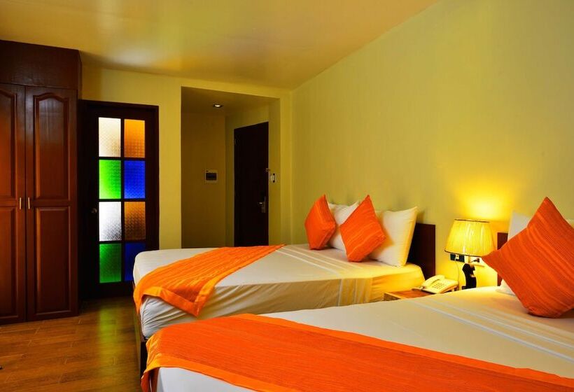 בית מלון כפרי The Sitio Boracay Villas And Suites