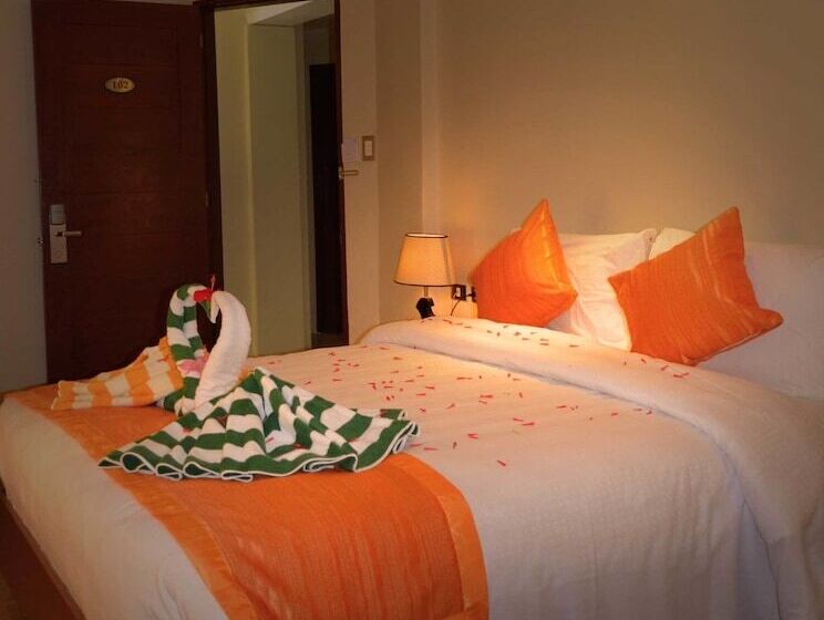 בית מלון כפרי The Sitio Boracay Villas And Suites