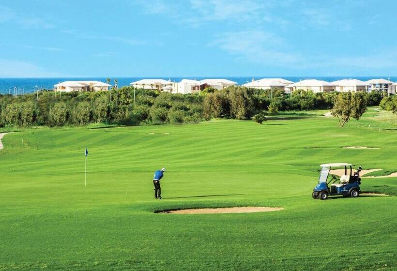 هتل The View Bouznika