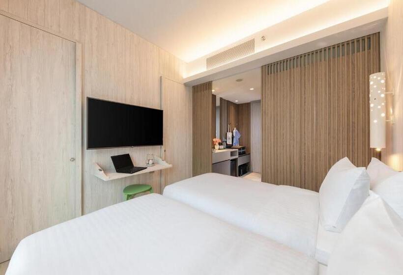 Village Hotel Sentosa By Far East Hospitality