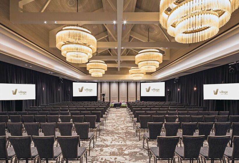 Village Hotel Sentosa By Far East Hospitality