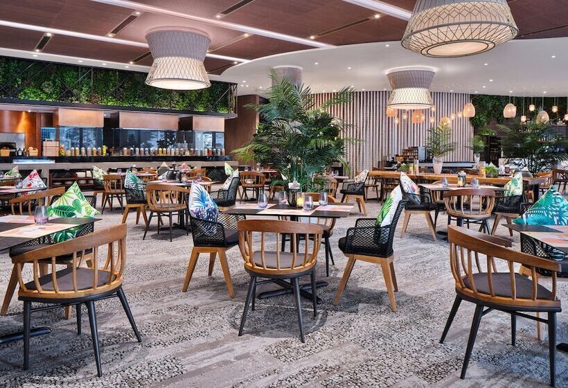 Village Hotel Sentosa By Far East Hospitality