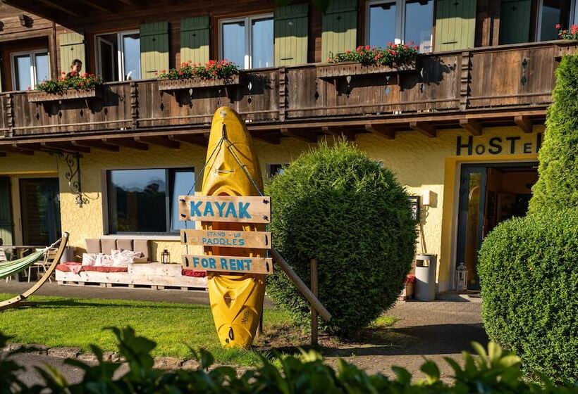 Lake Lodge Hostel