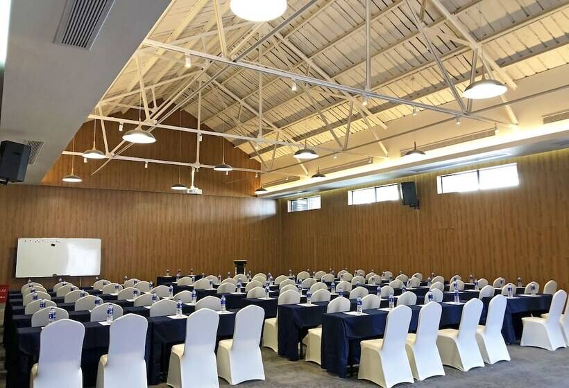 Lin Yin Art Hotel Shanghai(pudong Airport)