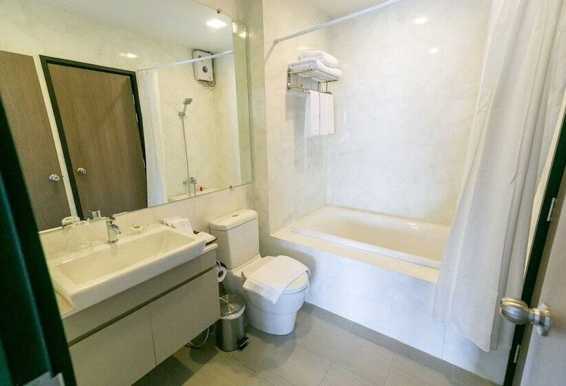 Locals Prio Chiangmai Central Airport Plaza