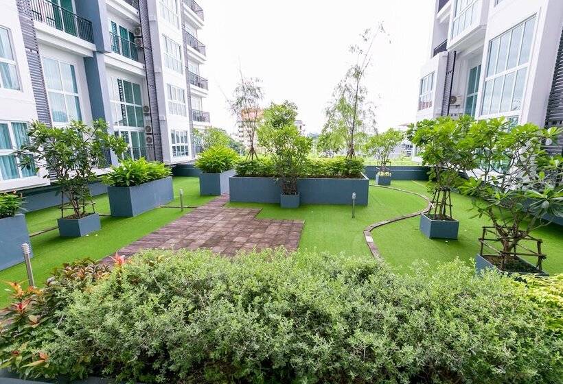 Locals Prio Chiangmai Central Airport Plaza