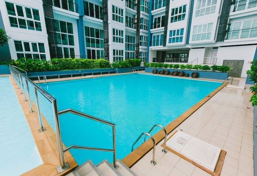 Locals Prio Chiangmai Central Airport Plaza