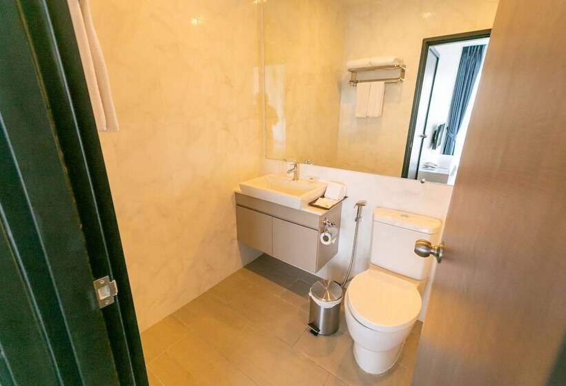 Locals Prio Chiangmai Central Airport Plaza