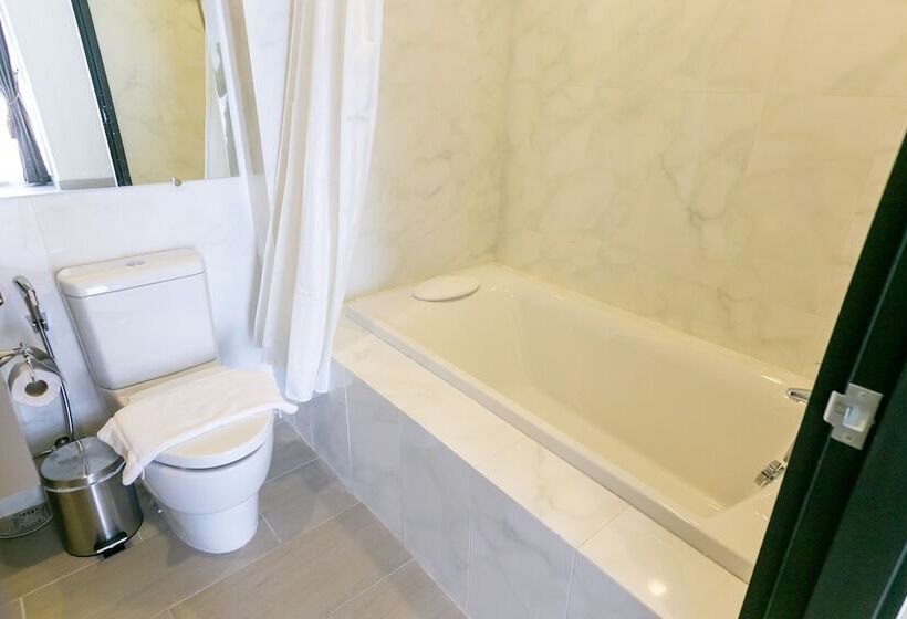 Locals Prio Chiangmai Central Airport Plaza