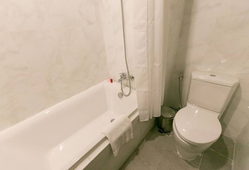 Locals Prio Chiangmai Central Airport Plaza